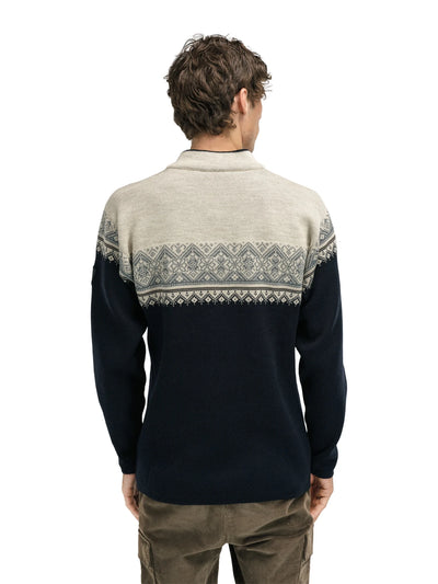 Moritz masculine sweater